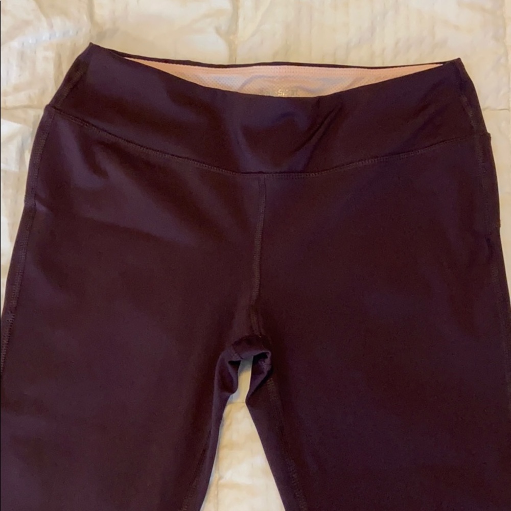 Purple Exercise Crop Leggings
